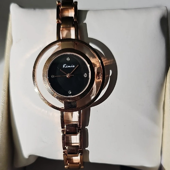Kimio Rose Gold Watch New With Tags with Modern Aesthetic and Luxurious Finish - Picture 5 of 6